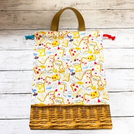 持ち手付き巾着袋　【smile食パン】