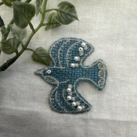 ★ ☆ ＊ ＊★ハンドメイドミナペルホネン⚮̈ シンフォニーバード♡ブローチ