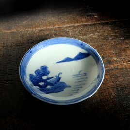 青で山水風景◆側面に蝙蝠。瀬戸焼　山水楼閣文染付中皿　骨董・antiques 古民家　明治大正期