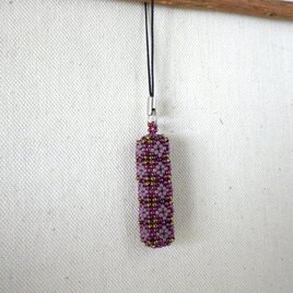 菱文様風 和テイストビーズストラップ/赤紫×金