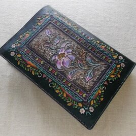 単行本サイズブックカバー  牛革　刻印＆拭き染め