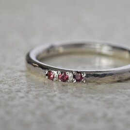 繋がる日常の物語～3つのピンクトルマリン～