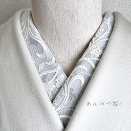 洗える刺繍半衿 つや白のつる草
