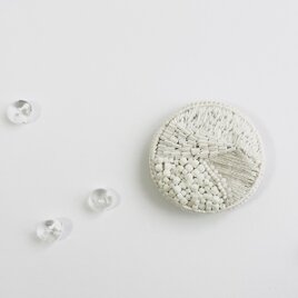 ブローチ　en ー縁ー／まんまる／ホワイトb07のコピー