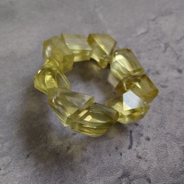 ミモザ色の石【レモンクォーツ】のサークル