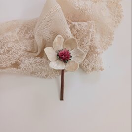 染め布花＊お洒落なアネモネのコサージュ