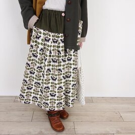 北欧ペンペン草柄とカーキのヨーク切替ギャザースカート（セットアップ可） │お花見 ドライブ お出かけ コットン 旅行 リネン