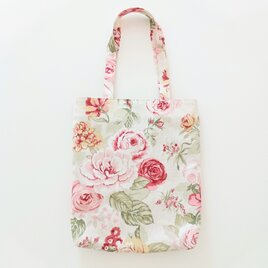 A4サイズ トートバッグ 花柄 CLARKE&CLARKE使用  英国 輸入生地 通勤 通学 日常使い おでかけ 春 サブバッグ