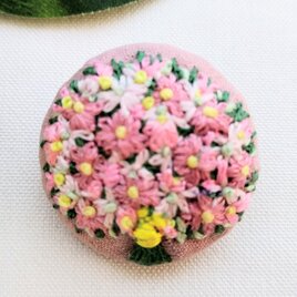 ピンクの花束 刺繍ブローチ②