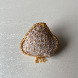 野菜のブローチ（玉ねぎ）