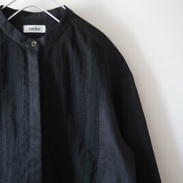 Dress shirts / black