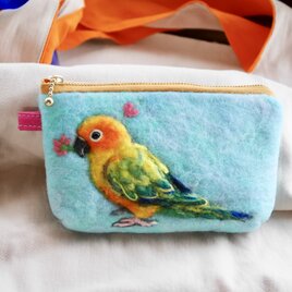 コガネメキシコインコの羊毛フェルトポーチ