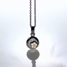 Sv925＆K10 【鍛造×手彫り】桜ペンダント