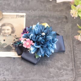 青いダリアと桜のリボンヘアクリップ　卒業式　入学式　結婚式　お出掛け　発表会　ブルー　ネイビー　チュール　リボン　髪飾り