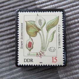 ドイツ　毒のある植物切手ブローチ10843