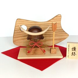 兜飾り　こどもの日　五月人形 出産祝い　初節句　木製インテリア　2026