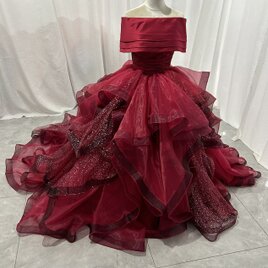 豪華！カラードレス ボルドー色 オフショルダー ラッフルフリル ボリュームドレス キラキラチュール 花嫁