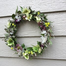 クリスマスローズのリース