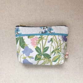 ポーチ　小物入れ　コスメポーチ　素朴な庭の草花