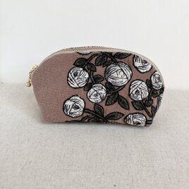 ラウンドファスナーポーチ　刺繍のバラ