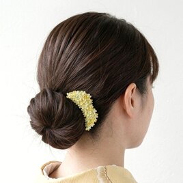 【おだんごやシニヨンに】 ヘアコーム 淡黄の陽だまり / 黄色 薄黄色 訪問着 春 入学式 シンプル 着物 つまみ細工