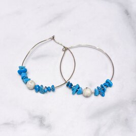 ハウライトとターコイズのフープピアス