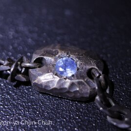 【結シリーズ】アラジンのスリランカ産ブルーサファイア・シルバーブレスレット【結：干天】