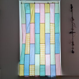 ♥️パステルカラー♥️メルヘンな♥️細長♡ランダムパッチワークカーテン✦60✕135✦　