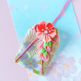 萌の桜｜桜のお守り袋（手縫い・つまみ細工・縁起物・贈り物に／元巫女仕立て）