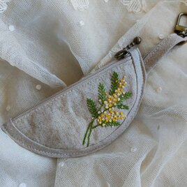 リネン ミモザ 刺繍 ミニポーチ コインケース