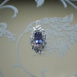 SV　アイオライト　ペンダント＜ヘッドのみ＞