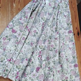 サーキュラーロングスカート（オフ）