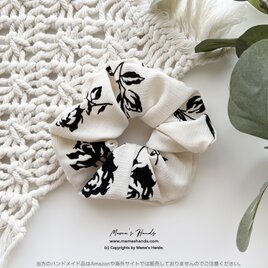 ⭐️3点売れました⭐️《エレガント ネイビー》おしゃれな大人の紺 フロッキー 花柄 黒 フォーマル シュシュ ヘアゴムのコピー