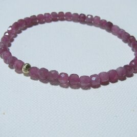 ピンクトルマリン（キューブカット）のゴムorマグネットブレスレット