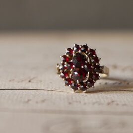 b. ガーネットのシルバーリング　ヨーロッパヴィンテージ　ヴィンテージリング　ブロカント