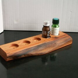 希少材　屋久杉　無垢　アロマオイルスタンド（５穴）　小物入れ　年輪細かい　木製　K537