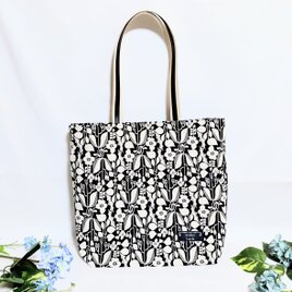 北欧モダンの花肩掛けトートバック