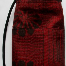 ８６６８　着物で作ったスマホポーチ　