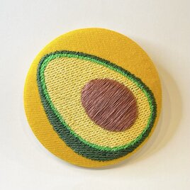 アルチザン刺繍ブローチ　アボカド