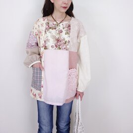 [予約販売] スプリング・ボタニカルガーデン - 彩りパッチワークのドロッププルオーバー -