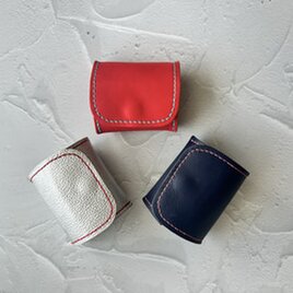 色彩の小宇宙 - 手のひらに輝く本革コインケース