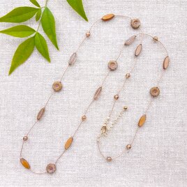 ＊チェコビーズ＆シルクコード＊ロングネックレス＊サンドベージュ＊８７．５ｃｍ～＊