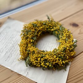 ミモザのリース