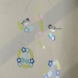 モビール＊ネモフィラとシジュウカラ