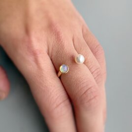 10月誕生石オパールとパールフォークリング指輪２粒リング