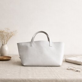 本革 レザートート スモールフィールドバッグ ブラックブラウン 牛革 シンプル ユニセックスのコピー