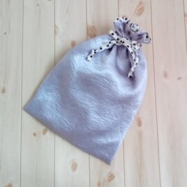 【在庫処分SALE40%OFF】シューズケースにもなるサテンと水玉の大きな巾着袋　ポケット付き　手洗い可　ラベンダー　　694