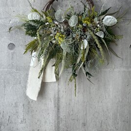 緑を飾る長もちリース