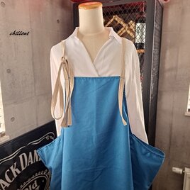 【背中がかわいい】エプロンドレス：セルリアンブルー×リネン【0930】