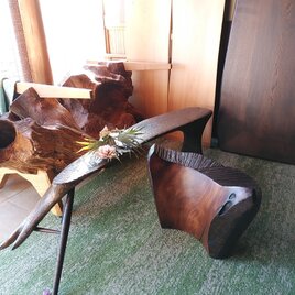 丸太椅子▪木塊　けやきスツール　椅子＊花台